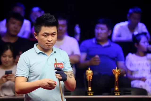 而不是出席 而不是出席