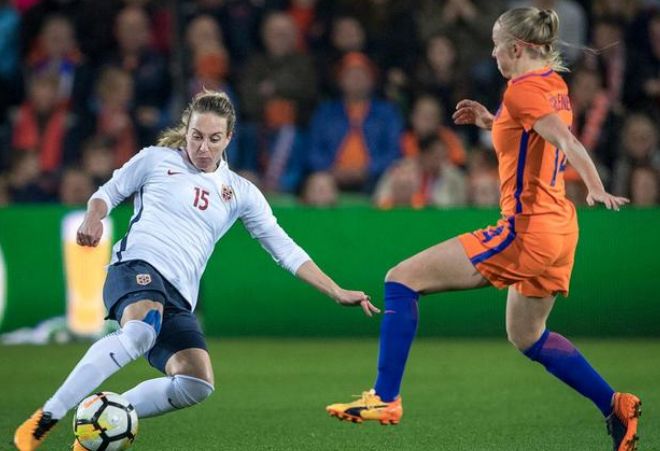 斯尔联的中 斯尔联的中