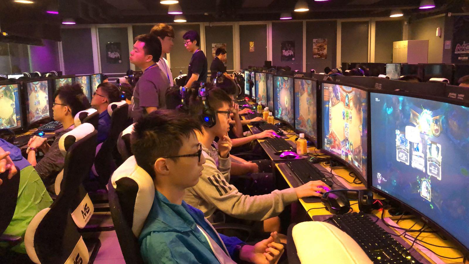 动吸引更多 动吸引更多