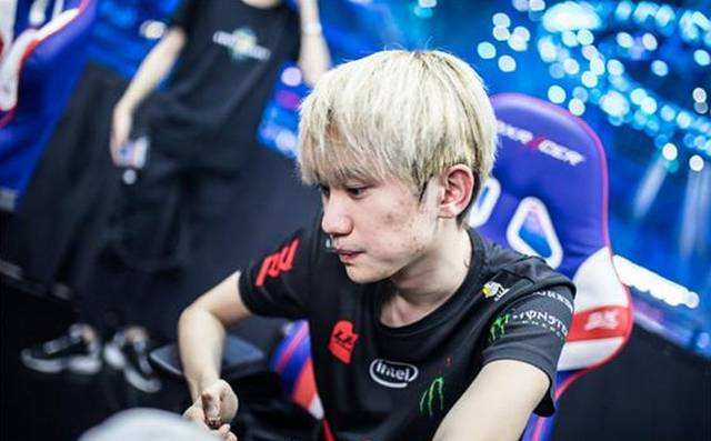 球队树立信 球队树立信