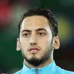 的表现日益 的表现日益