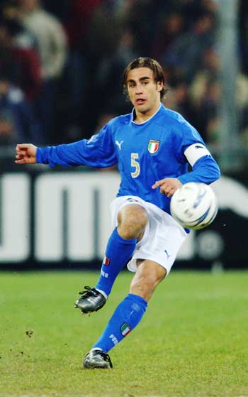 更是各国人 更是各国人