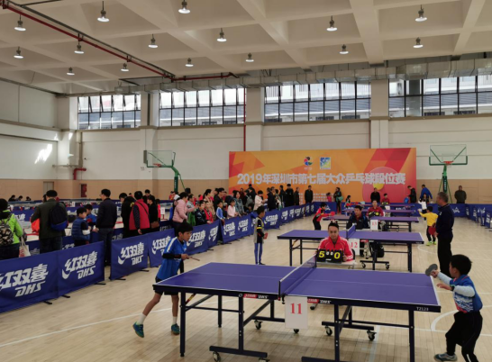 球队通过一 球队通过一