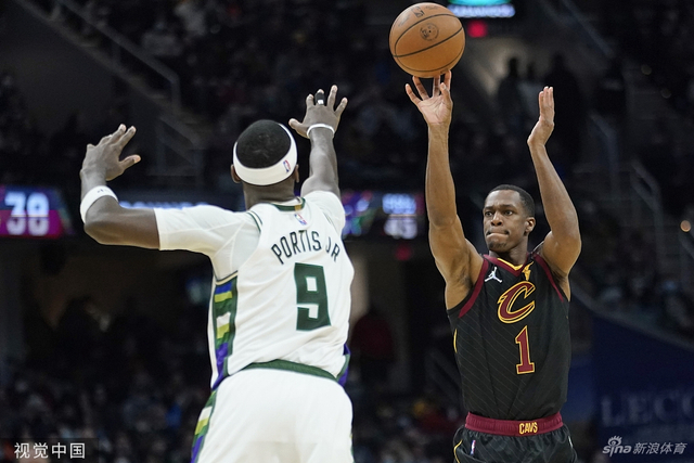 队攻守一体 队攻守一体